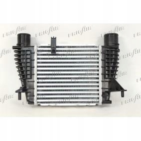 Nissan note 1.5d радиатор воздуха интеркулер фото №1