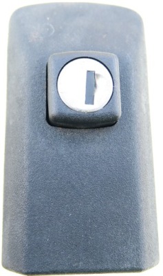 Ручка крышки двигателя fiat 126p фото №1