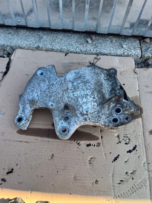 Trafic iii vivaro b двигун 1.6 cdti r9m кронштейн двигуна фото №1