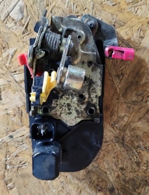 Замок дверь правый перед chrysler voyager iv фото №1