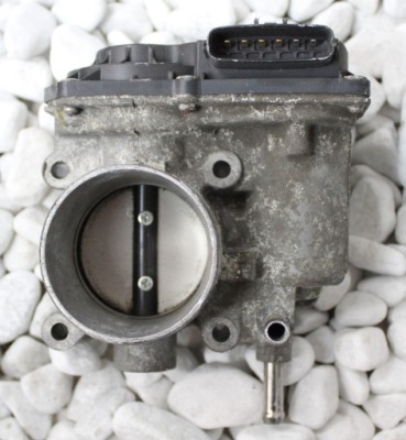 Toyota iq 1,33 дросельна заслінка 22030-47020 фото №1
