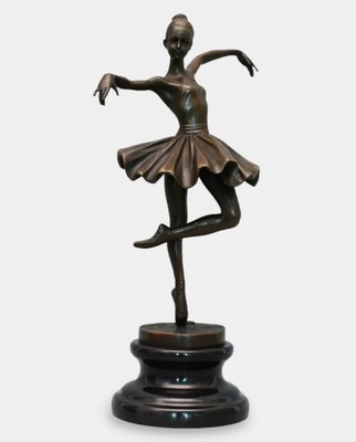 Baletnica w Piruecie Rzeźba z Brązu