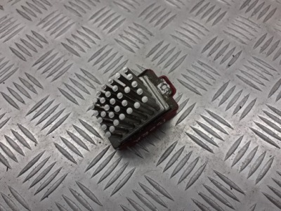 Резистор резистор вентилятор vw bora 1j0907521 фото №1