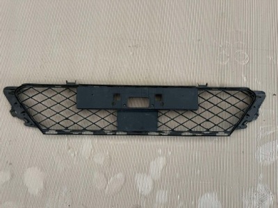 Решётка средняя бампера clio v rs перед передняя фото №1