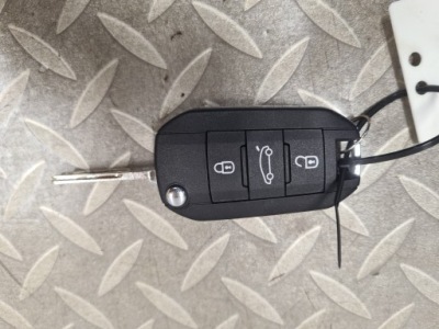 Ключ pilot оригінал opel grandland 9817859680 фото №1