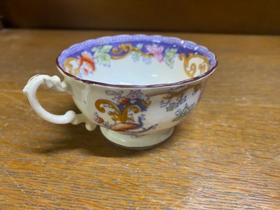 Śliczna filiżanka do herbaty kwiaty fiolet art deco