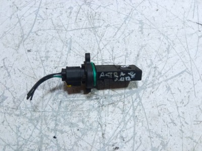 Opel astra f витратомір повітря 13301682 фото №1