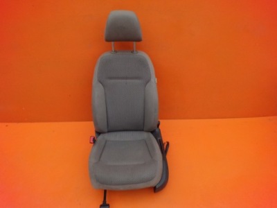 Сидіння обшивка лівий vw jetta 5c6 vi 11r фото №1