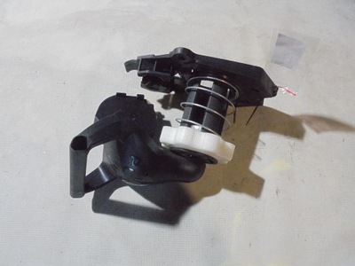 Подъемник кронштейн колеса запасного renault clio iv lift 2018 0,9 tce хэтчбек фото №1