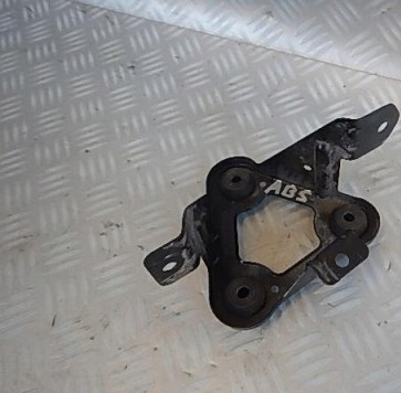 Mercedes s klasa w221 lift кронштейн насоса abs фото №1