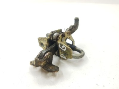 Alfa romeo 156 2003 правая сторона ограничитель дверь задних фото №1