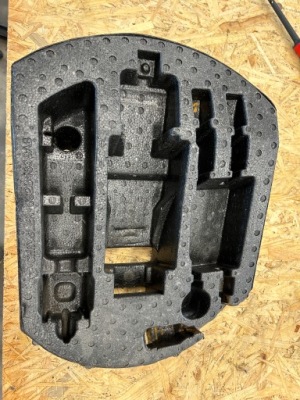 Jeep grand cherokee wk2 3.6 lift вкладыш колеса рычаг переключения передач фото №1