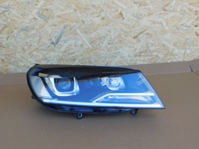 Vw touareg ксенон фара правий фото №1