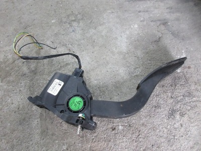 Chevrolet aveo t300 1.4 педаль газу фото №1