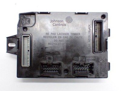 Модуль блок керування bcm 284b13375r smart fortwo iii 453 15r фото №1