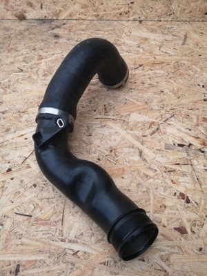 Audi rs3 8y труба інтеркулер 8v0145745b 8v0145727 фото №1