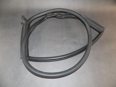 Audi s5 a5 f5 прокладка дверь левая задняя 8w8833707 фото №1