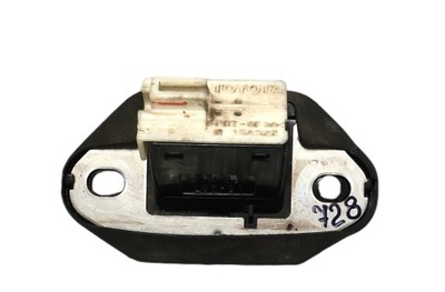 Кнопка кришки задня lexus is ii 220 250 15a322 фото №1