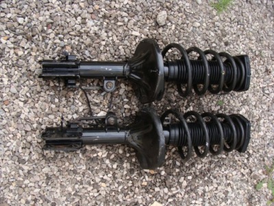 Амортизаторы комплект задняя sportage ii tucson i 4wd 55361-2e501 55351-2e501 фото №1