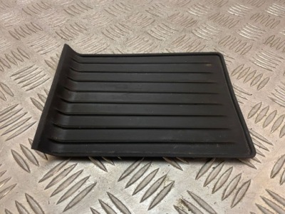 Bmw x6 f16 вкладка заднього бардачка тунель середнього фото №1