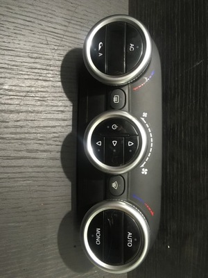 Панель кондиционера alfa romeo giulietta 156101439 фото №1