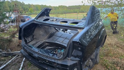 Чверть крила pas задня ліва права lancia thema chrysler 300c фото №1