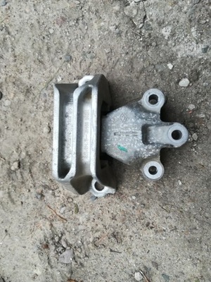 Подушка двигателя renault zoe 2022r 135km фото №1