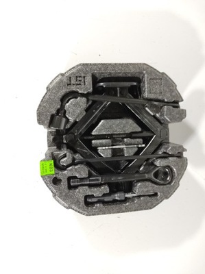 Hyundai ioniq 17r- вкладыш багажника фото №1