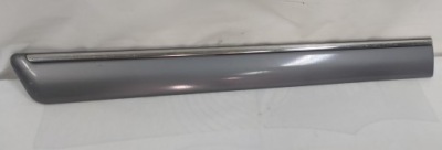 Молдинг дверь правый  задняя mercedes w210 e-klasa a2106901062 фото №1