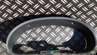 Chrysler grand voyager 01-07 защита спидометра рамка фото №1