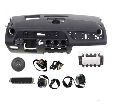 Mercedes gla білий nić панель приладів подушка безпеки ремені фото №1