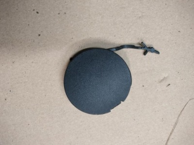 Jeep renegane рестайлинг  заглушка фаркоп бампер перед оригинальный номер фото №1