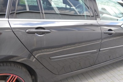 Renault laguna iii 3 kombi двері задня задні праве nv676 фото №1