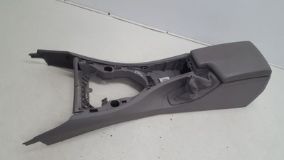 Підлокітник bmw e91 2,0d фото №1