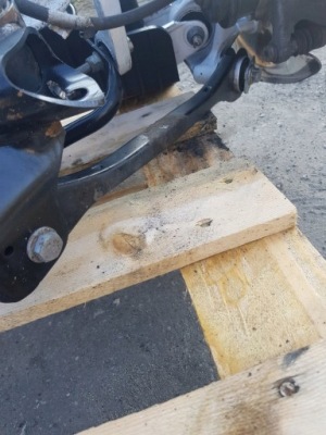 Audi a4 b9 рычаг задняя поперечный 4m0505291 фото №1