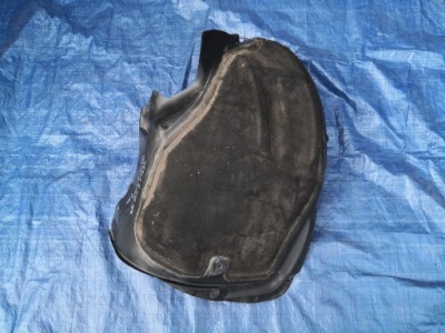 Tesla s lift подкрылок передние правое задняя часть фото №1