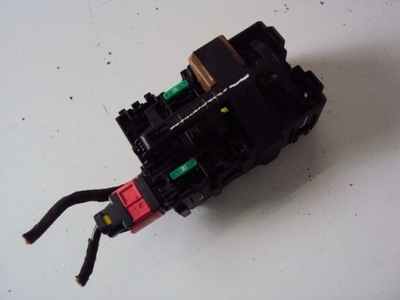 Коробка запобіжників peugeot 2008 ii 2019- фото №1