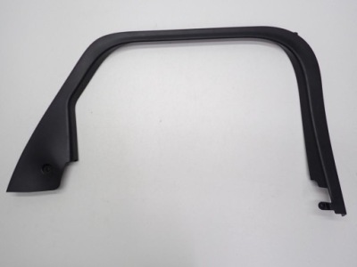 Прокладка молдинг рамка двері лівий задній r2kb-r247b57-ad ford capri ev 25r фото №1