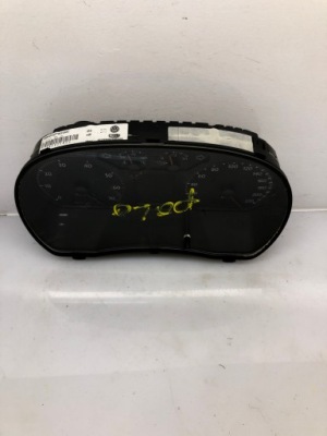 Счетчик приборная панель 6q0920804 vag фото №1