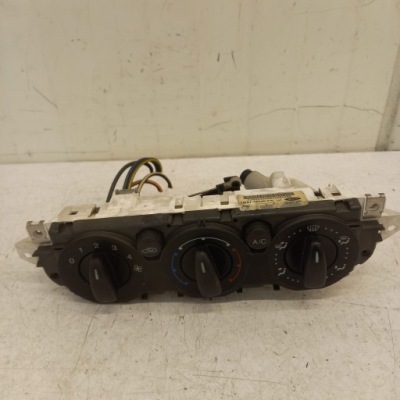 Панель керування обдув ford focus mk2 3m5t19980ad фото №1