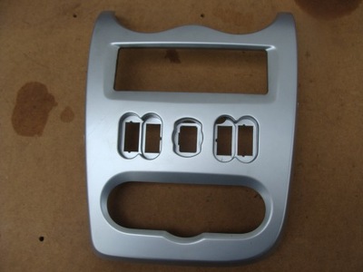 Рамка средняя консоли панель dacia logan i sandero i фото №1