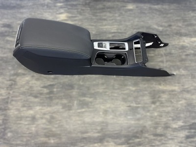 Підлокітник бардачок usb subaru ascent 2023- lift фото №1