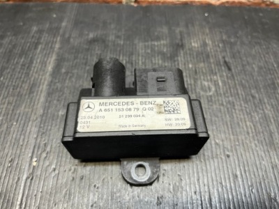 Mercedes w906 реле свічка розжарювання a6511530879 фото №1