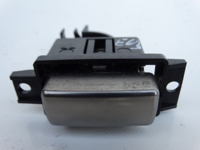 Кнопка открывания бардачка na перчатки e63 e64 фото №1