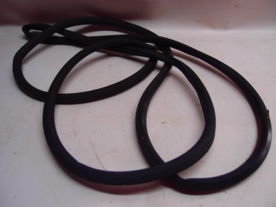 Прокладка дверь правый задняя audi a4 b9 8w9839912 фото №1