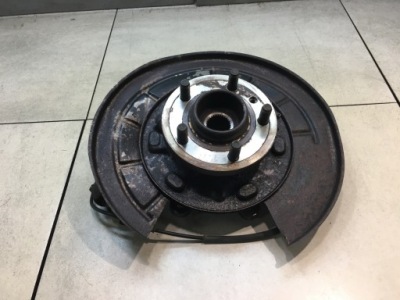 Поворотний кулак правий задня discovery iii 2.7 td v6 фото №1