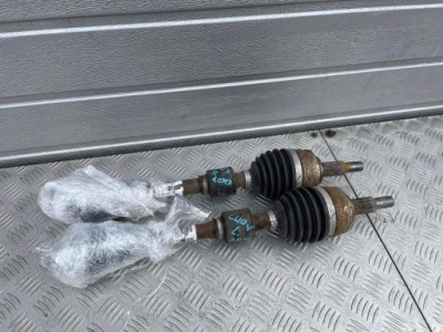 Renault clio v привідний вал ліва права перед 1.0 tce фото №1