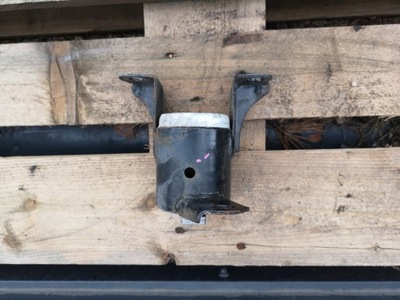 Ford ecosport кронштейн подушка двигуна 1.0 eb фото №1