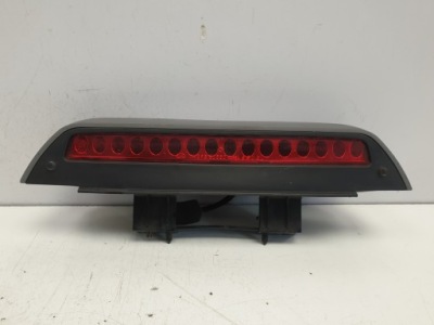 Kia carens ii 02-06r третій світло стоп стоп-сигнал фото №1