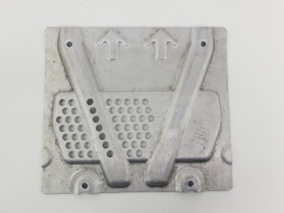 Bmw 2 u06 накладка аккумулятор 9797865 фото №1